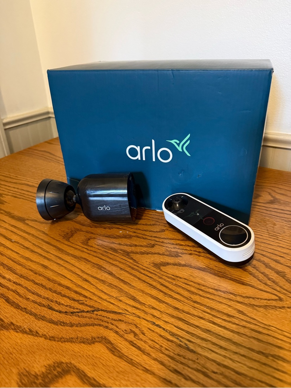 Arlo Video Doorbell with 3 Security Cameras